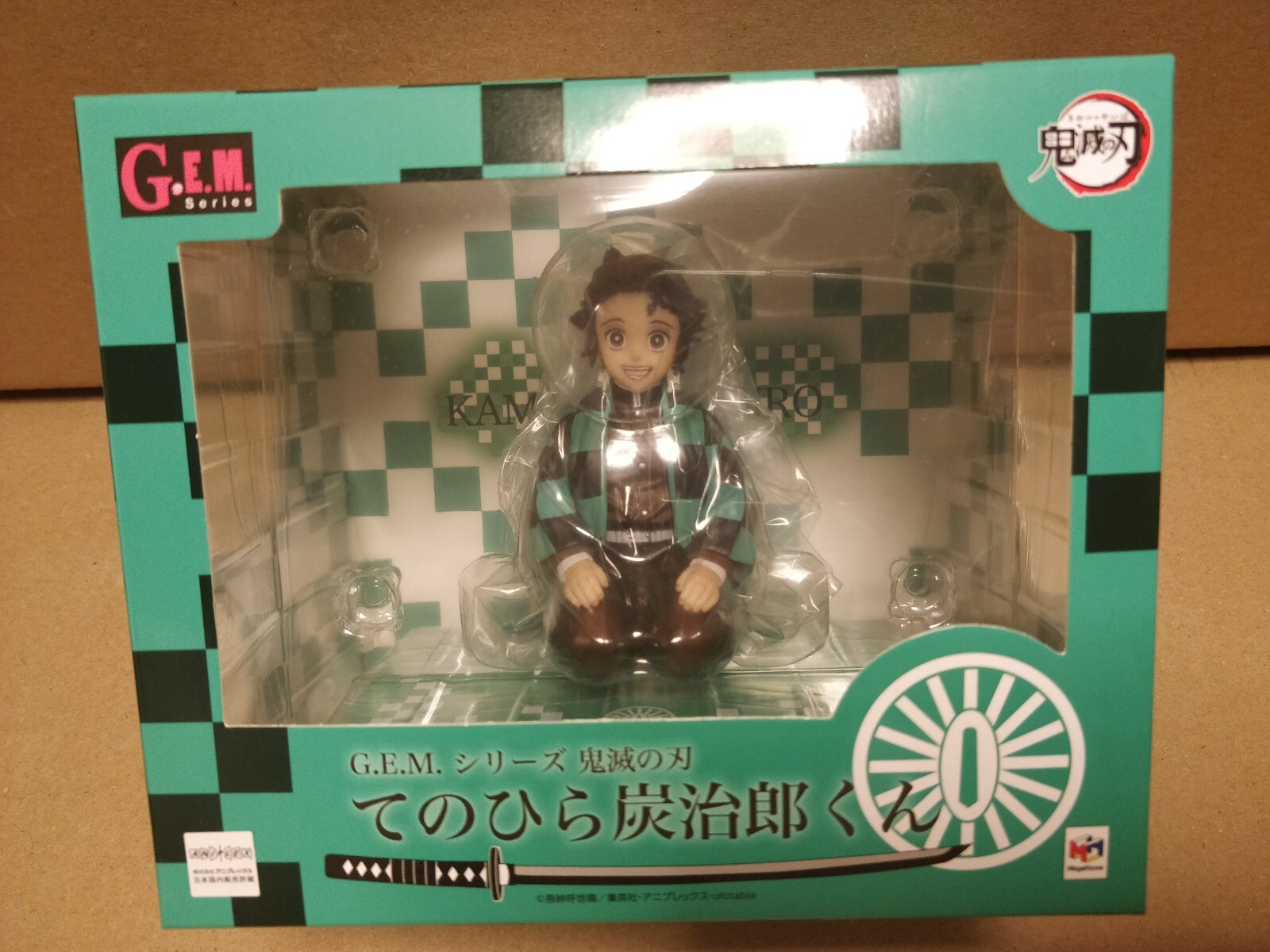 OFFICIAL G.E.M. DEMON SLAYER TANJIRO KAMADO PALM SIZE FIGURE (MEGAHOUSE) + BONUS