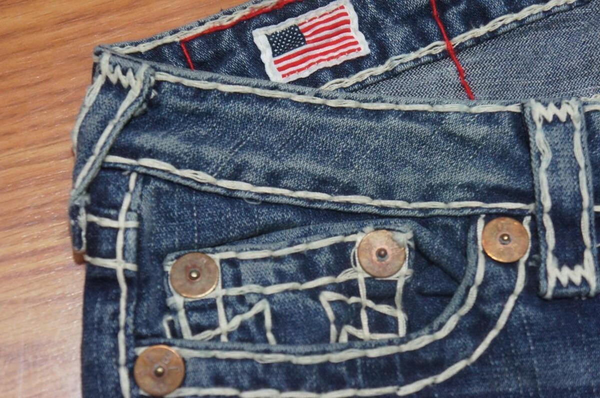 TRUE RELIGION JOHNNY SUPER T 10502NBT2 JEANS 28 MADE IN USA TRUE RELIGION JOHNNY SUPER T 10502NBT2 JEANS 28 MADE IN USA