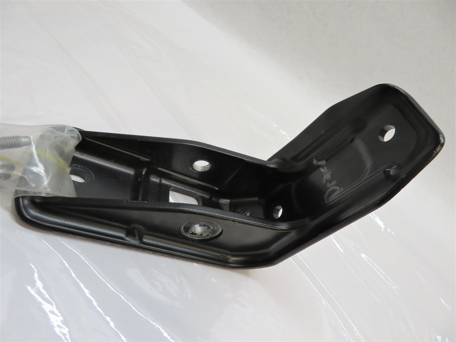 2017 AUDI R8 RETAINER BRACKET FOR DAMPER LEFT UPPER DRIVER SIDE OEM 4S0805363B