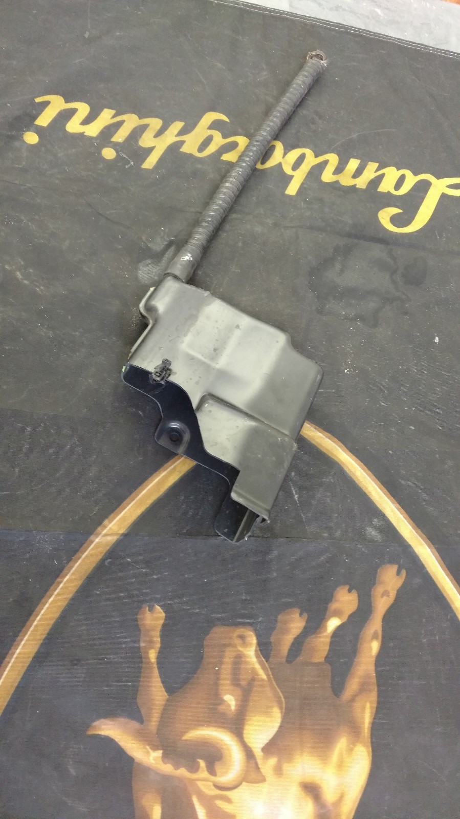 LAMBORGHINI GALLARDO SPYDER WATER DRIP TRAY OEM 407813953B