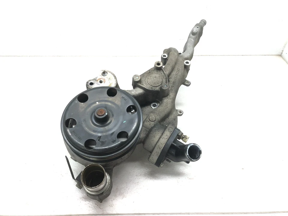 2015-2020 GMC YUKON CHEVROLET SUBURBAN 5.3L V8 ENGINE WATER PUMP W/ PULLEY OEM - Image 3 of 4