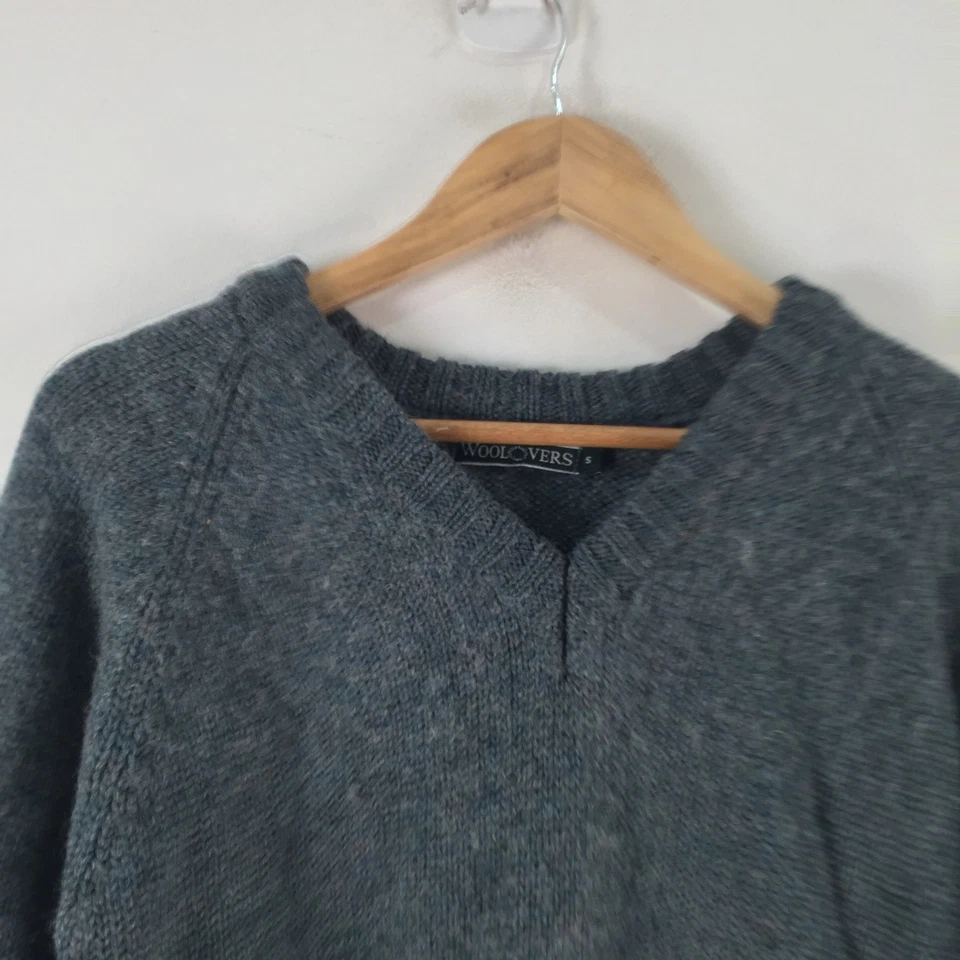Woolovers Mujer Punto Suéter Jersey Talla S Lana Británica Verde Cuello en V 119385 Foto 2 de 4