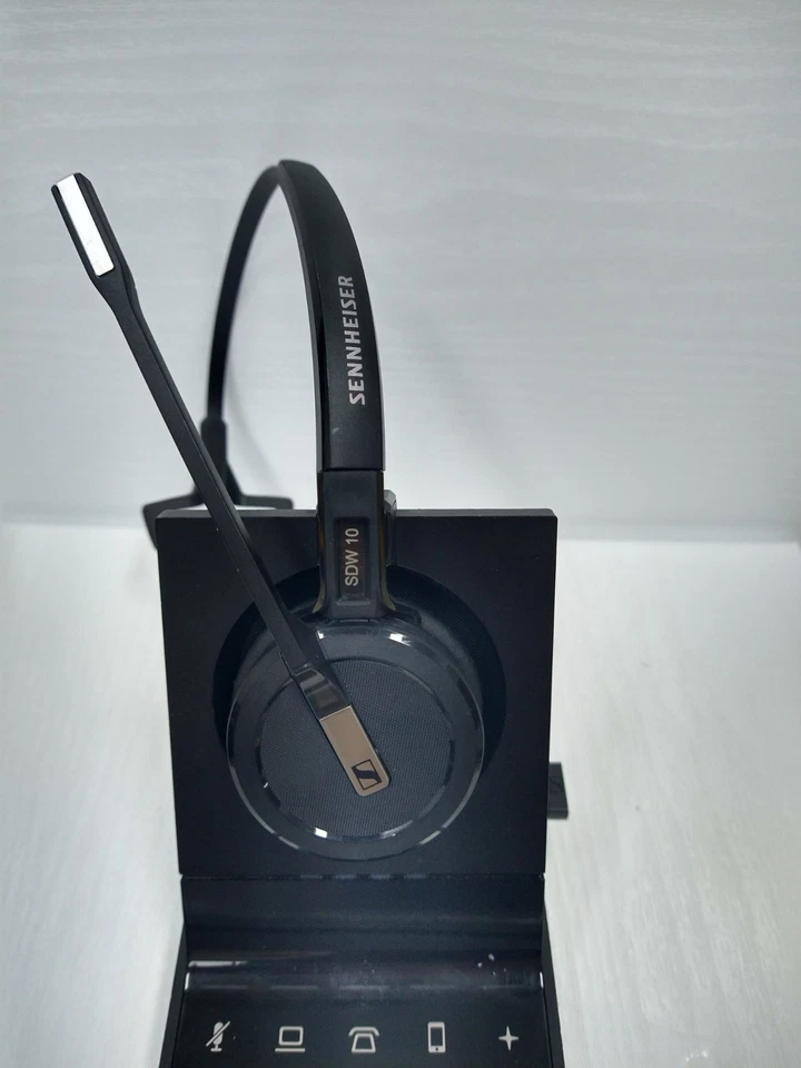 Sennheiser SDW 10 Wireless Headset And Docking Station with USB Dongle - Black - Image 4 of 4