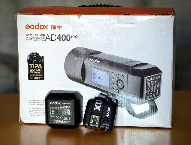 Godox AD400Pro Monolight Used Lightly With Extras. Check Out Photos