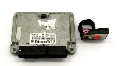 Opel Vectra B 2.0 Motorsteuergerät Steuergerät 0281001634 90569348  90532625