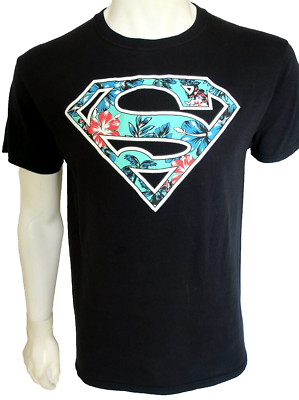 Superman Hawaii Aloha Superhero Black Floral T-Shirt size Medium