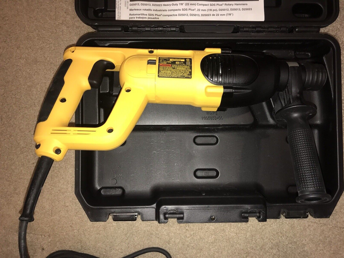 DEWALT D25262K 1