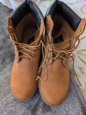 Ladies Walking Boots
