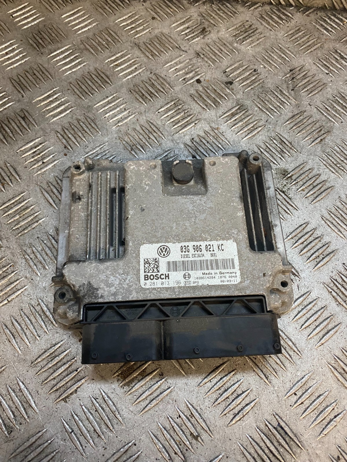 03G 906 021 KG 03G906021KG VW TDI ECU