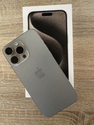 Apple iPhone 15 Pro Max - Titan Natur, 256 GB, ohne Simlock, Batterie 89%