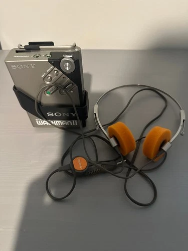Walkman WM-2 with holder and original headphones Vintage 80's