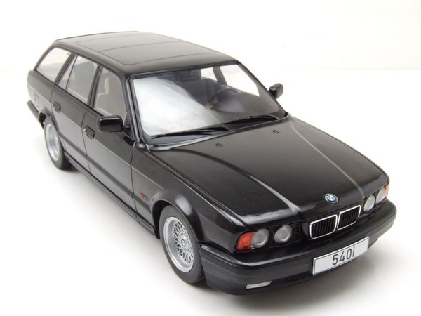Bmw 5Er (E34) Touring Metallic-Black 1991 1/18 Mcg MCG18329-image