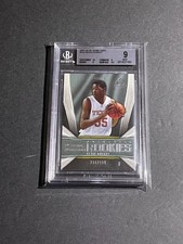 (BGS 9 +) 2007-08 SP Game Used Authentic Kevin Durant #/999 Rookie Card #142