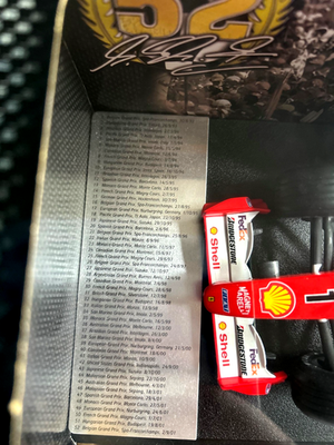 Michael Schumacher Hot Wheels Ferrari F2001 1:18 52 wins Belgiem