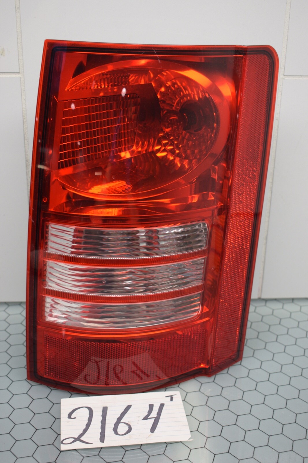 08 09 10 Town & Country PASSENGER Side Tail Light Used Rear Lamp #2164-T