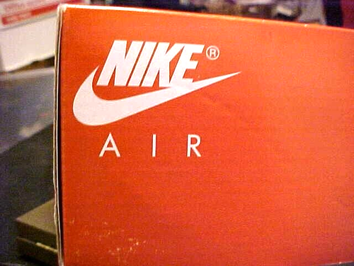 Nike Air Huarache Women’s Tennis Shoes, Size 9 in BOX, VERY GOOD CONDITION - Picture 9 of 11