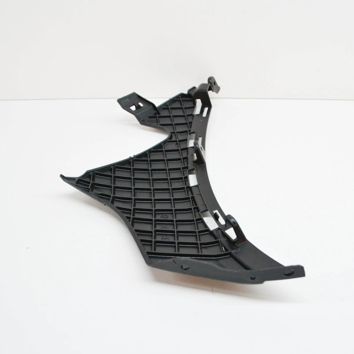 NEW MERCEDES-BENZ GLC X253 FRONT LEFT BUMPER BRACKET A2538857702 