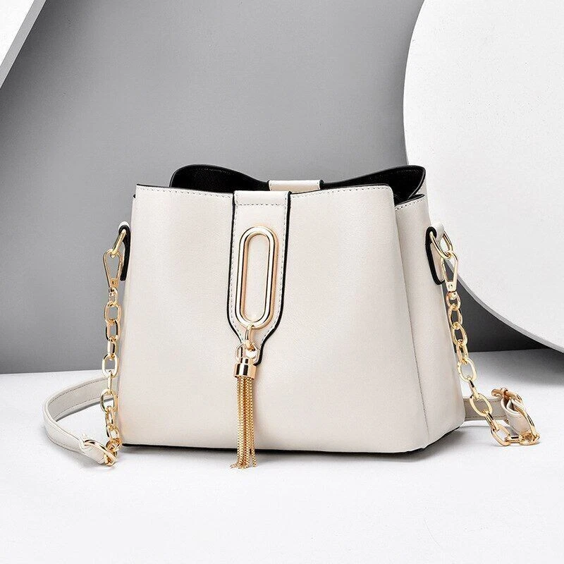 Tassels Bucket Bag Soft Leather Chain Shoulder Bag Crossbody Bags for Women