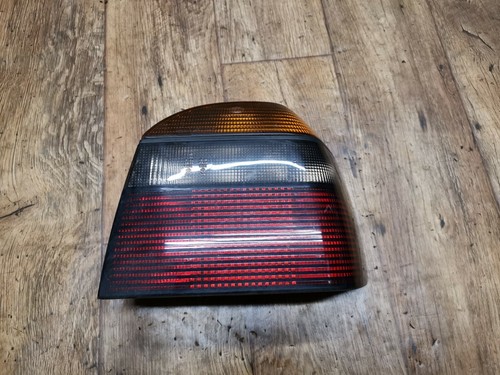 VW Golf 3 GTI Rücklicht Rückleuchte rechts #7636