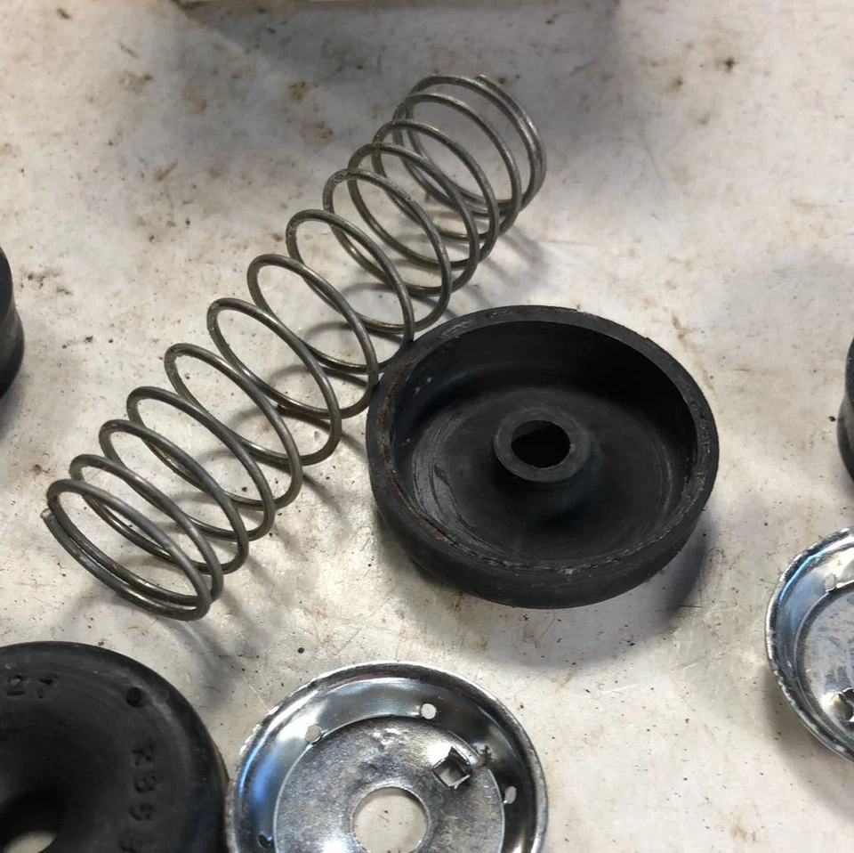 Kit de cilindros de roda 1964 Oldsmobile F85 - Imagem 4 de 4