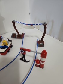 LEGO SpongeBob SquarePants: Mrs. Puff's Boating School 4982 99% Complete 