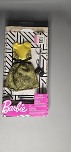 Barbie Fashions Yellow Print Dress + 2 Accessories (2018)