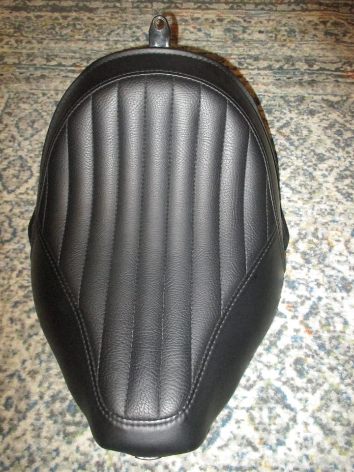 Harley Davidson FLS 2012-2017 genuino Softail delgado asiento de conductor individual y moldura de tanque Foto 4 de 4