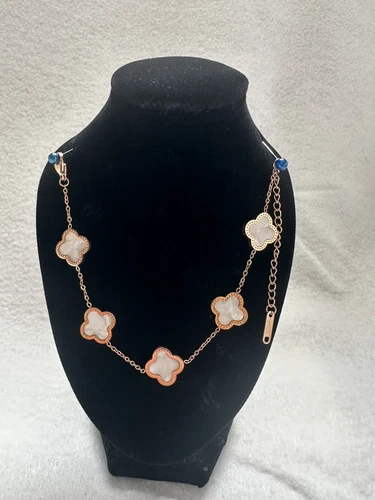 VALENTINO Bracciale quattro foglie pera bianco