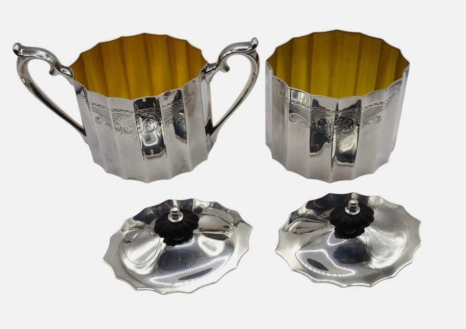 Lunt Silver “Colonial Classic” Silverplate Creamer & Sugar Bowl w/ Lid - Image 3 of 4