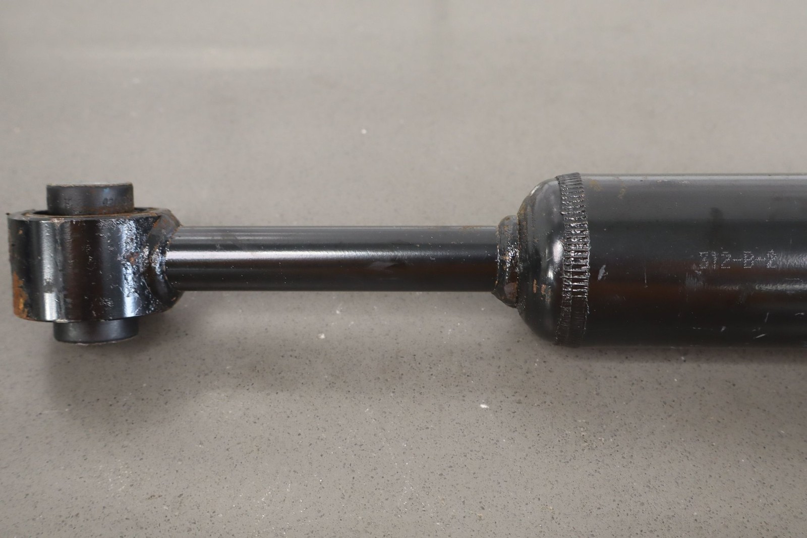 2014-2019 Maserati Ghibli Rear Right RH Shock Absorber (06700089000) 77K Miles
