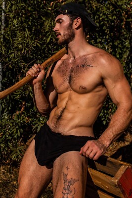 [D051] Male Model Showing Off Body To Viewer Fine Art Hunky Physique