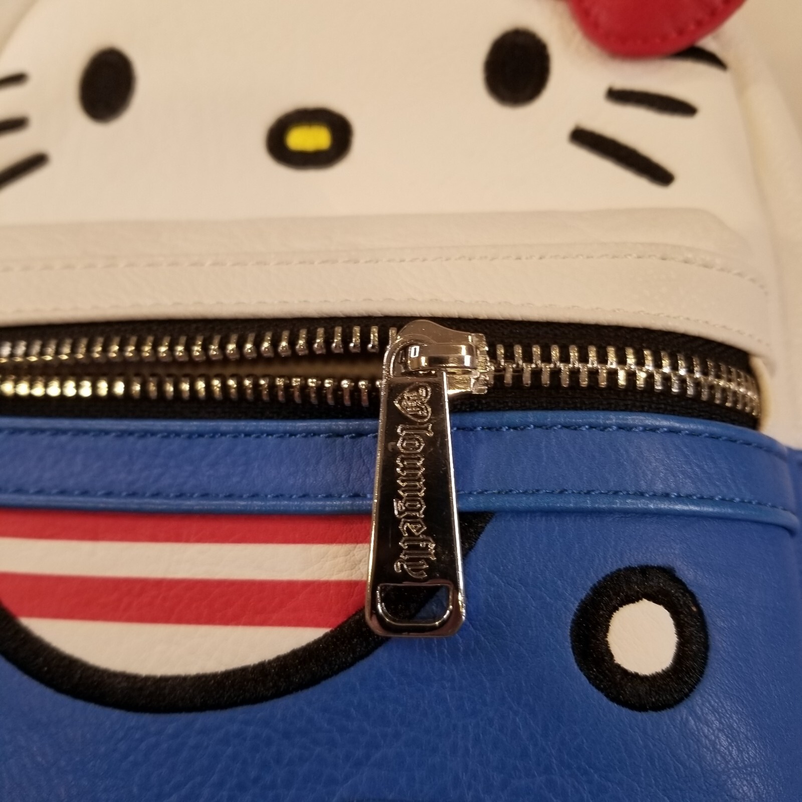 Hello Kitty Loungefly Backpack Universal Studios … - image 4