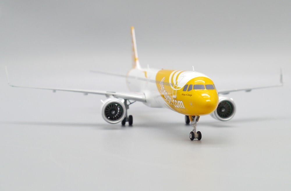 航空機・ヘリコプター Aviation 1:200 Flyscoot A321NEO 9V-NCA Aviation 1:200 Flyscoot A321NEO 9V-NCA - メルカリ