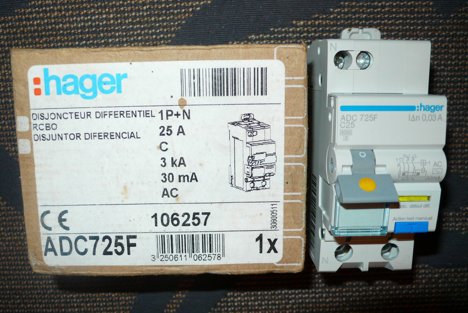 Disjoncteur différentiel Hager ADC725F 25A 30mA Type AC pour protection tableau électrique