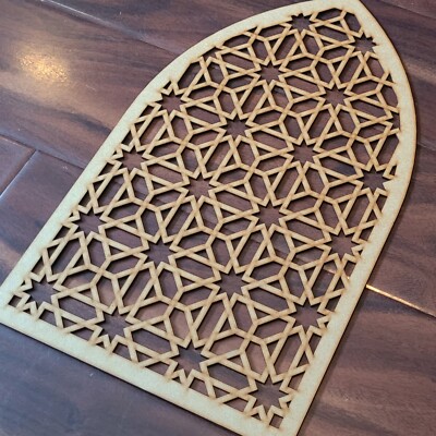 Dekorativer Spitzbogen Türschirm Wandskulptur Tafel im geometrischen Stil 023