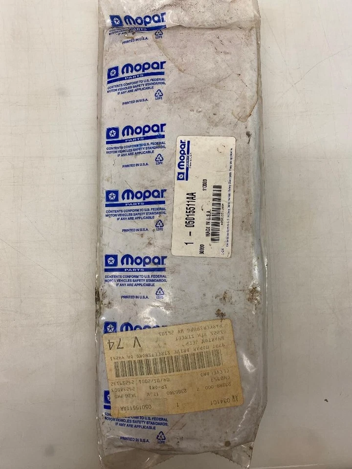 89-95 DODGE SPIRIT GUARDABARROS DELANTERO IZQUIERDO MOLDURA P/N 5015511AA ORIGINAL OEM PIEZA NUEVA Foto 2 de 4