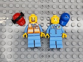 Lego Minifigures Lot City Airport Air Show Racers Stunt Pilots Crew 60103