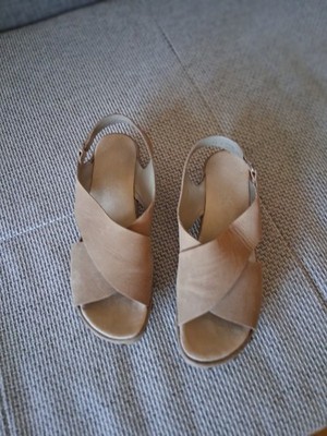 sommerschuhe damen gr. 40 wie neu. Fällt etwas eng aus.  Marke RIEKER