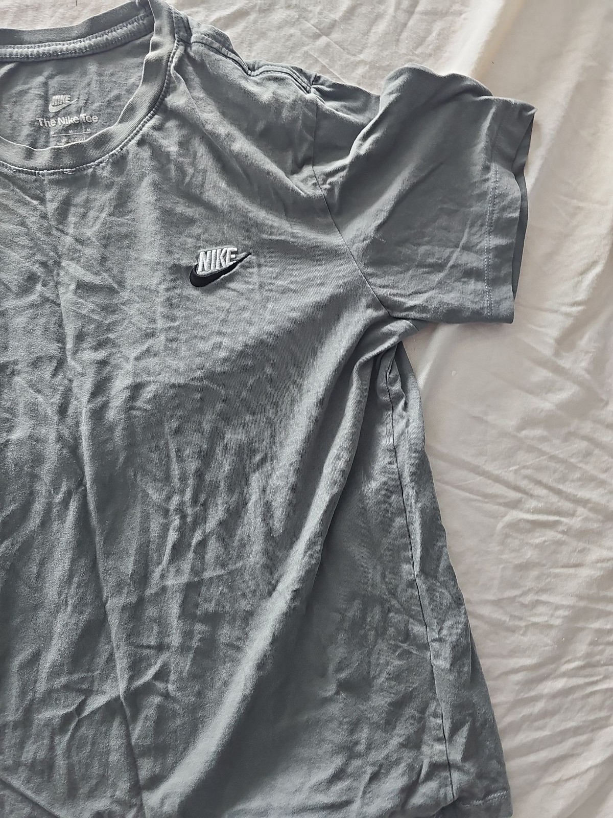 Nike Charcoal Grey Embroidered Logo Graphic Tee image 2