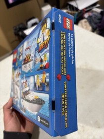 LEGO CITY: Fishing Boat (4642)