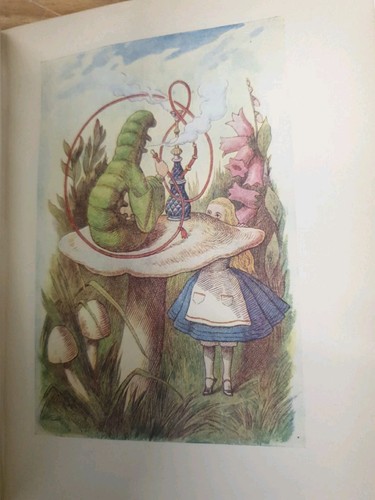 Vintage 1957 Alice's Adventures in Wonderland - Macmillan Hardcover Book - Picture 18 of 19