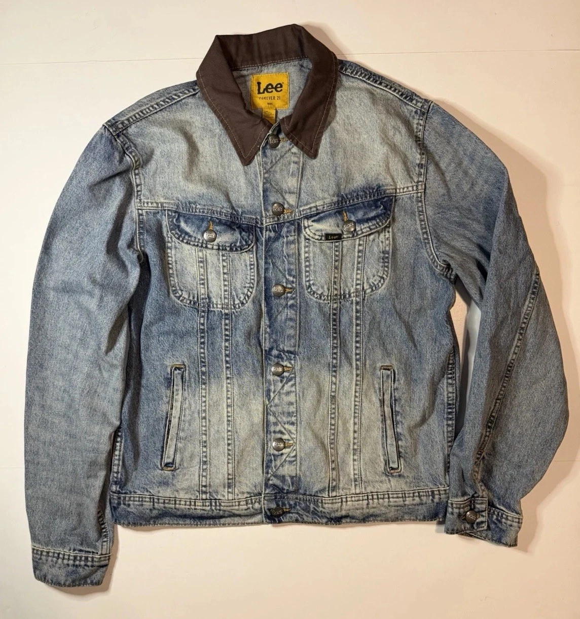 Lee x Forever 21 Storm rider Corduroy Collar Denim Trucker Jacket Size XL