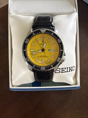 Seiko SKXA35 7S26-0029 Bumblebee Diver Watch with New Movement and Strap