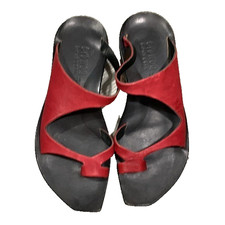 CYDWOQ Red Leather Handmade in USA Slip-On Thong Sandals size 38 8