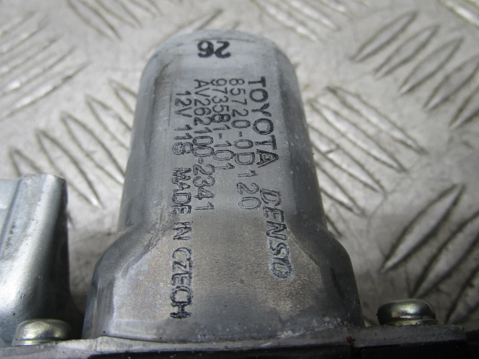 2016 TOYOTA YARIS ICON TSS 5DR PASENGER FRONT WINDOW REGULATOR MOTOR 85720-0D120 — 第 3/4 张图片