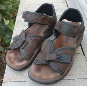 clarks fisherman sandals mens