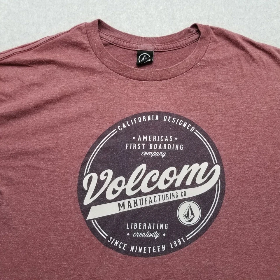 Volcom Shirt Mens Large Red Short Sleeve Crew Neck Spell Out Logo Casual - Image 4 of 4