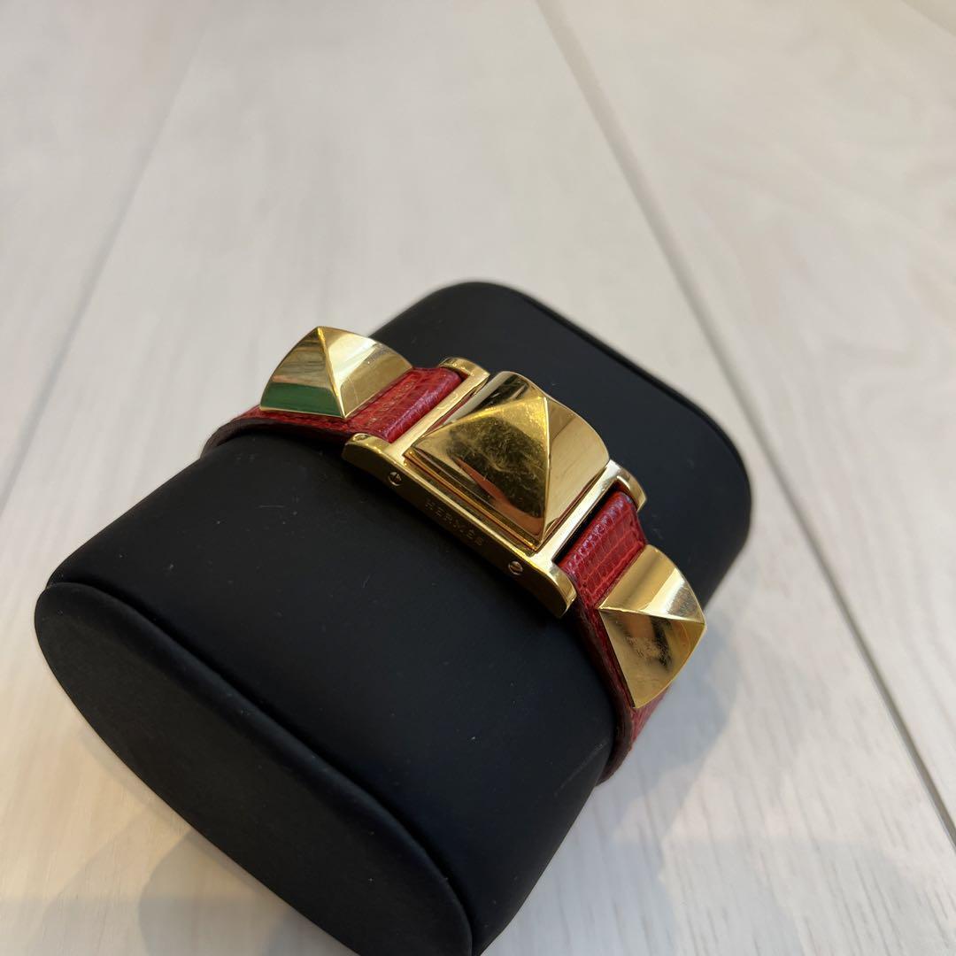 HERMES エレガントな手元に♡ Montre Medor 腕時計 HERMES／エルメス】メドールウォッチ[2020.04.06発行]｜トレ