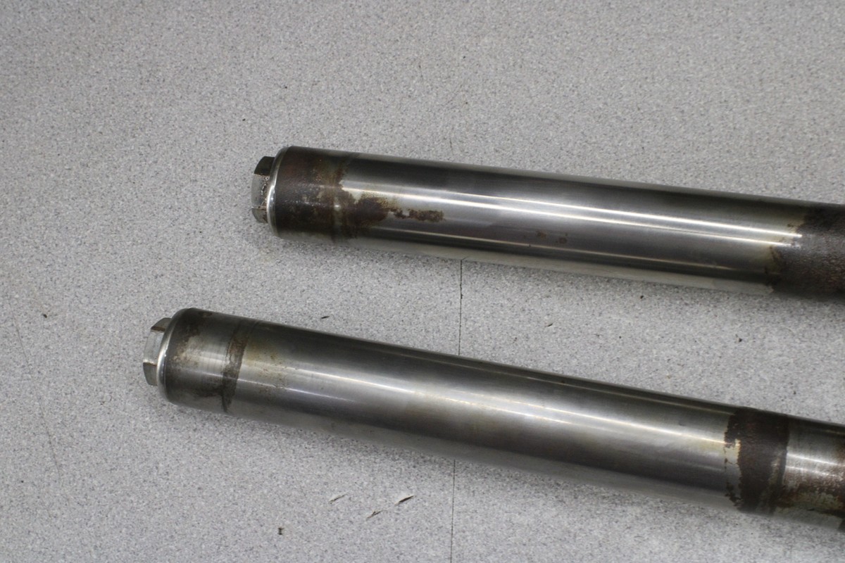 1972 Suzuki GT550 Indy FRONT FORKS SHOCK SUSPENSION SET PAIR 1822