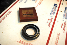 Nos Mopar 1960 61 62 63 64 65 66 67 68 Dodge Plymouth Rear Pinion Seal W742